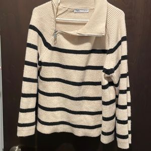 Zara - Size Large -Ribbed Stripped Sweater